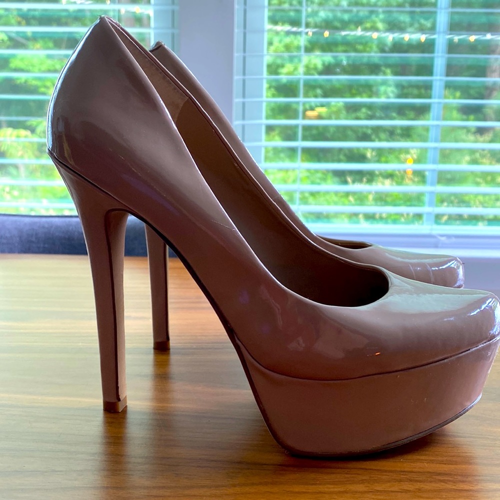 Jessica Simpson patent nude heels